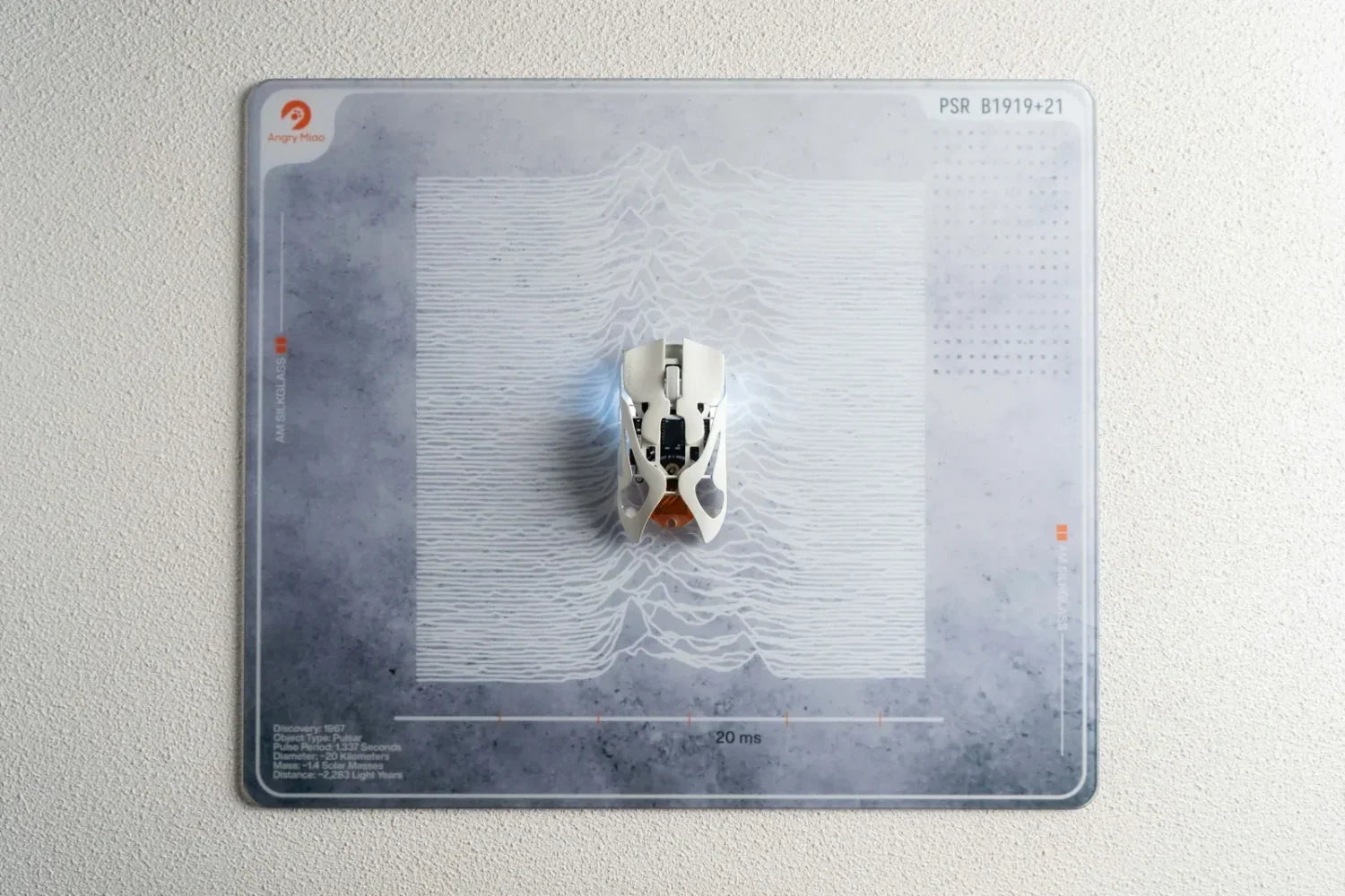AM SilkGlass Gaming Mouse Pad