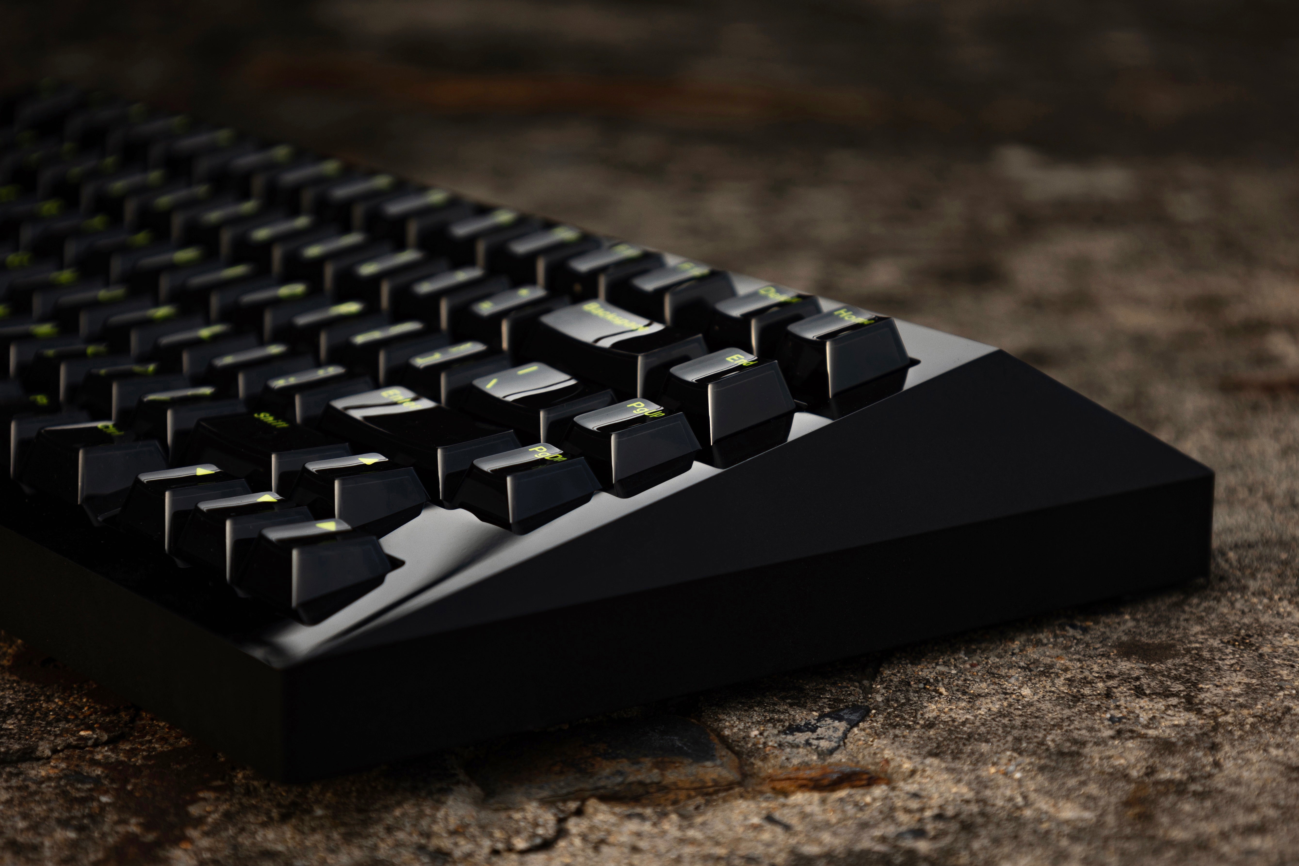 CYBERBOARD R2 (High Gloss PVD Front) - Angry Miao