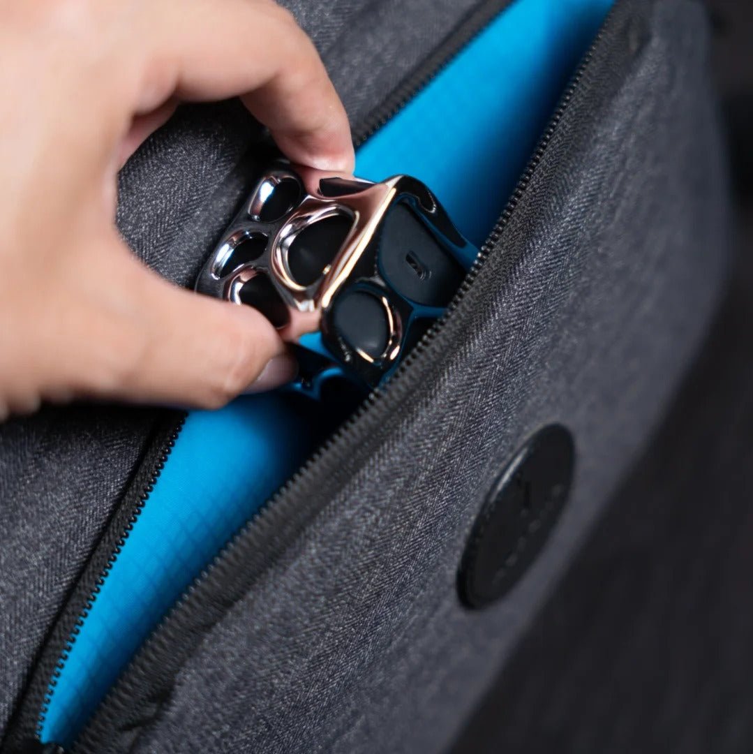 AM Emptiness Charger: Smallest & Coolest GaNFast Charger - Angry Miao