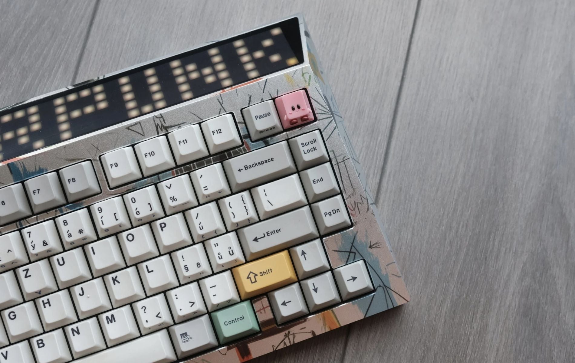 CYBERBOARD R4 Graffiti (multi-color anodizing) - Angry Miao