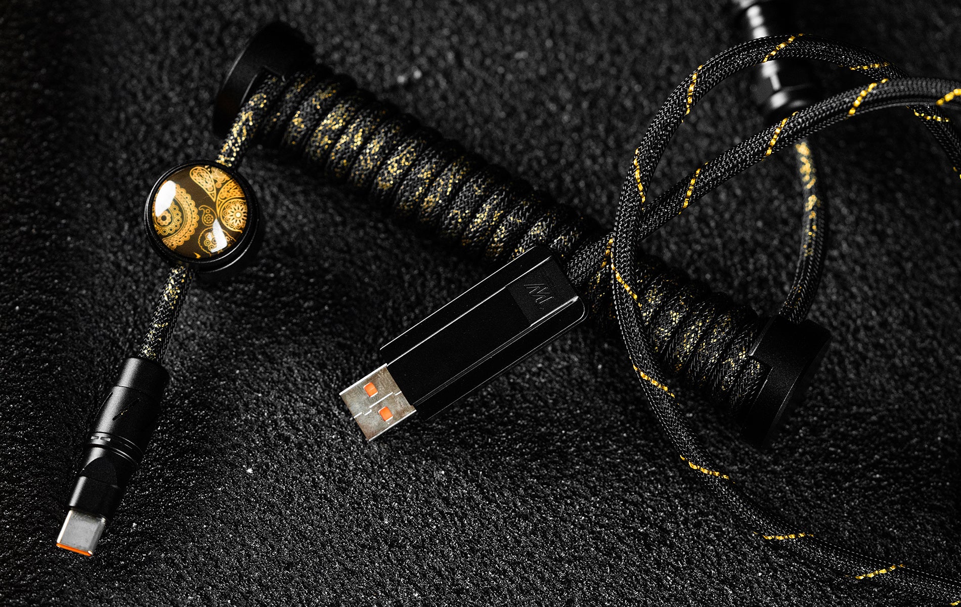 CYBERBOARD Gold Paisley Limited Edition + WINSHOP Coiled Aviator Cable Combo - Angry Miao