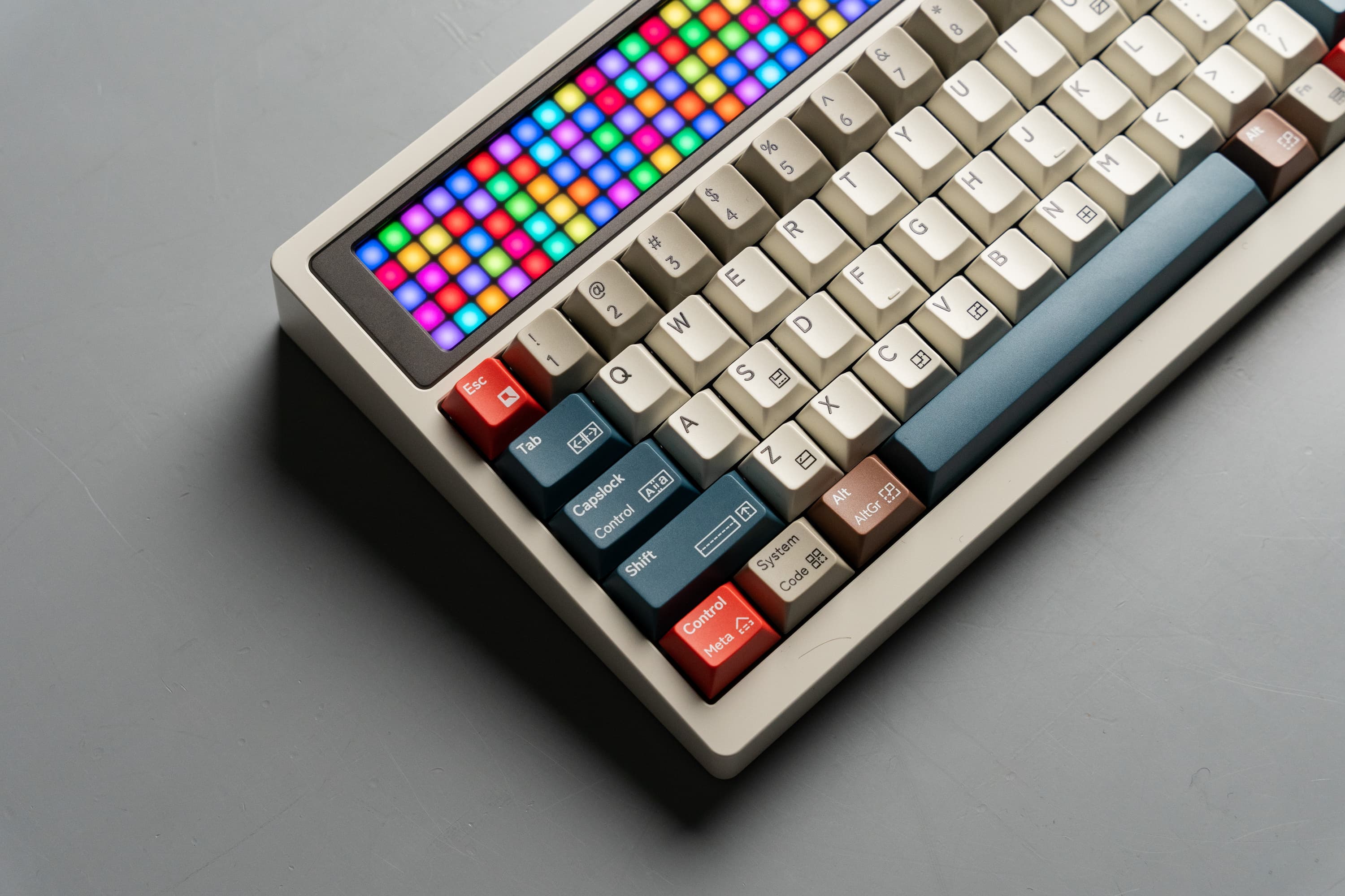 Rainbow G3 Designer Series: The Old Seaside - Angry Miao