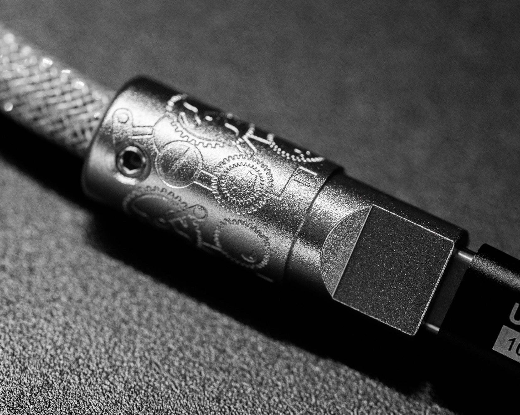 WINSHOP Split Dual 8K Gaming Cable AM Edition(Pere-sale) - Angry Miao