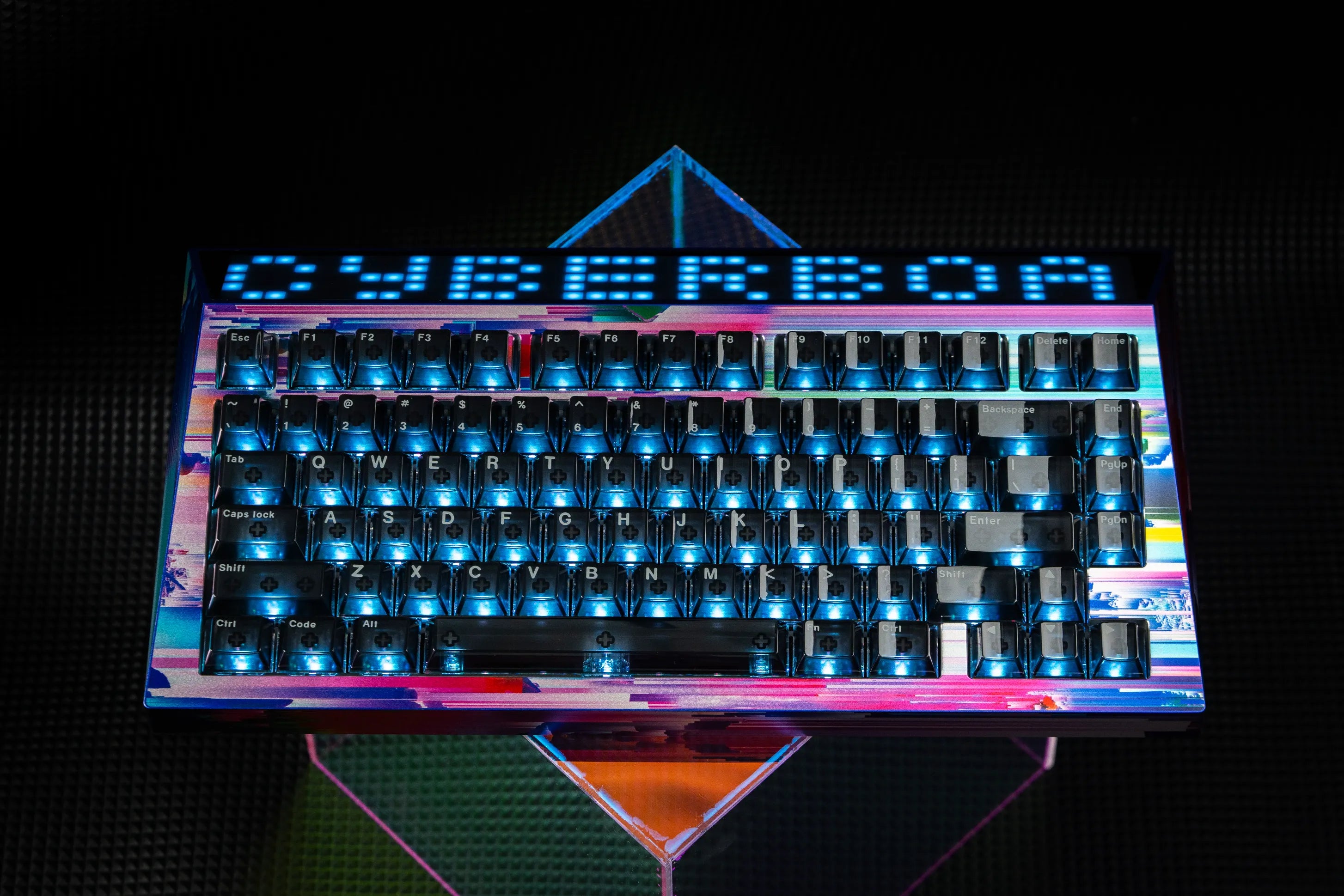 CYBERBOARD Novel 3 Euphoria - Angry Miao