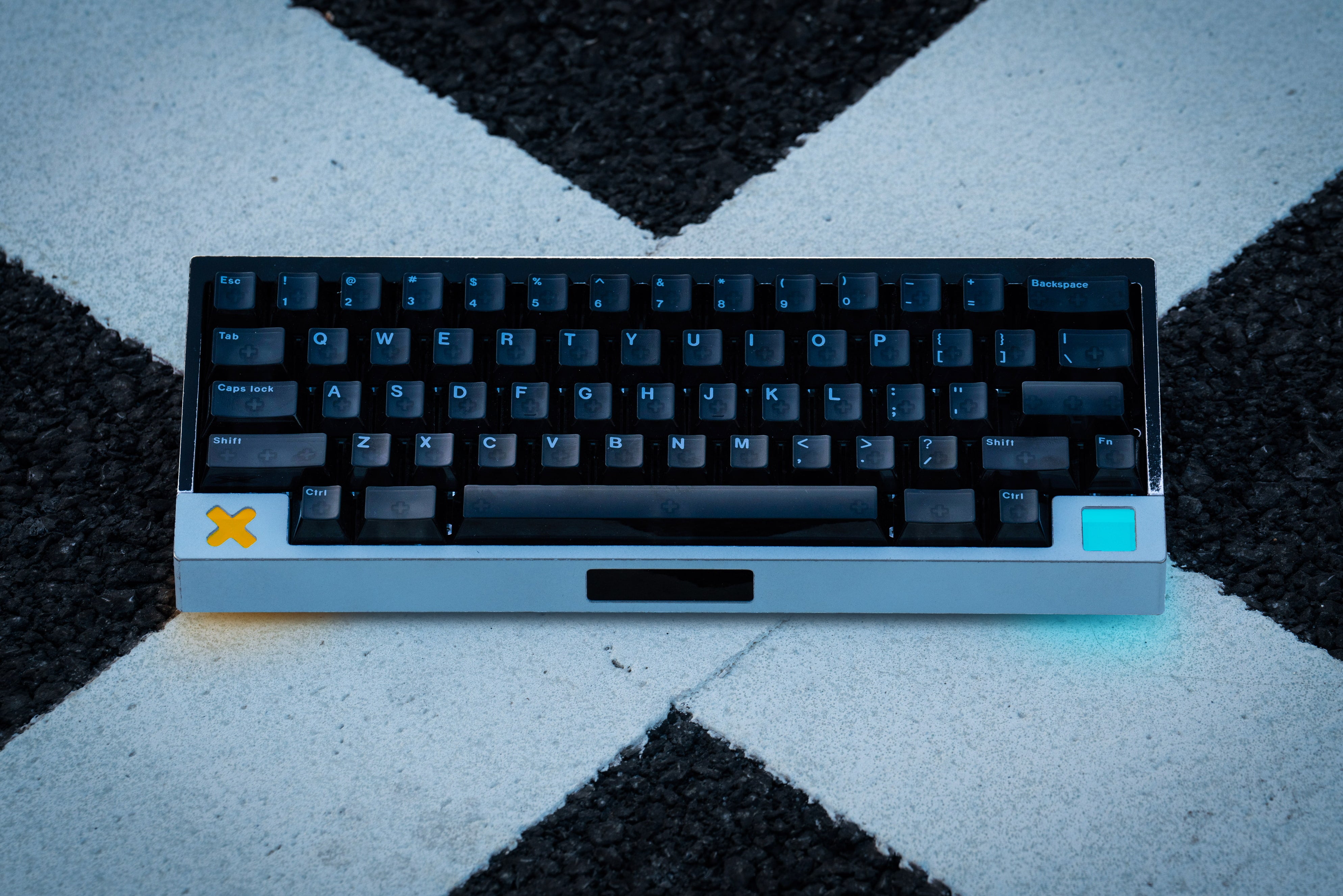 AM Compact Touch (65 Less) - Angry Miao