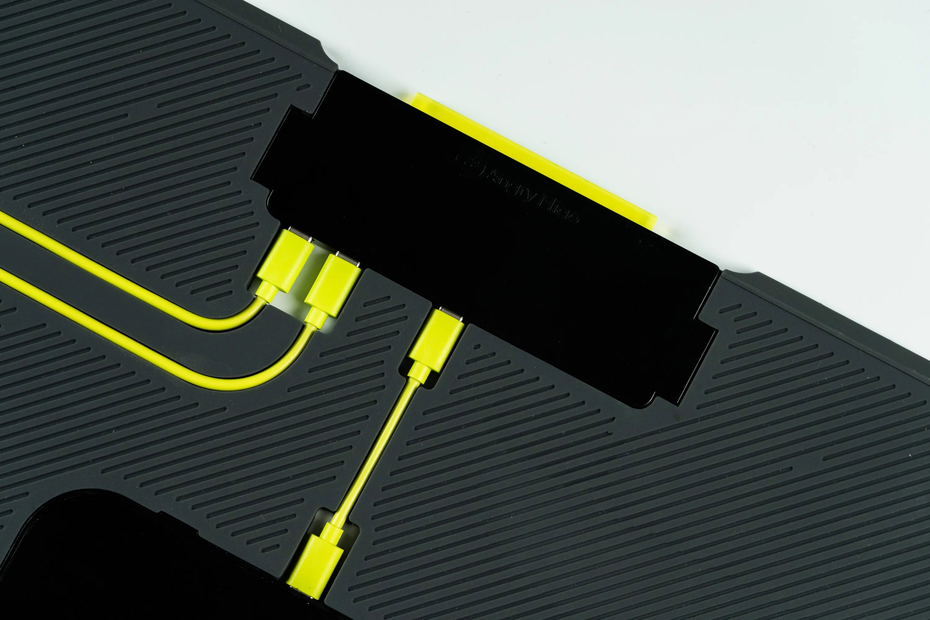 CYBERMAT R3 (Pre-sale) - Angry Miao