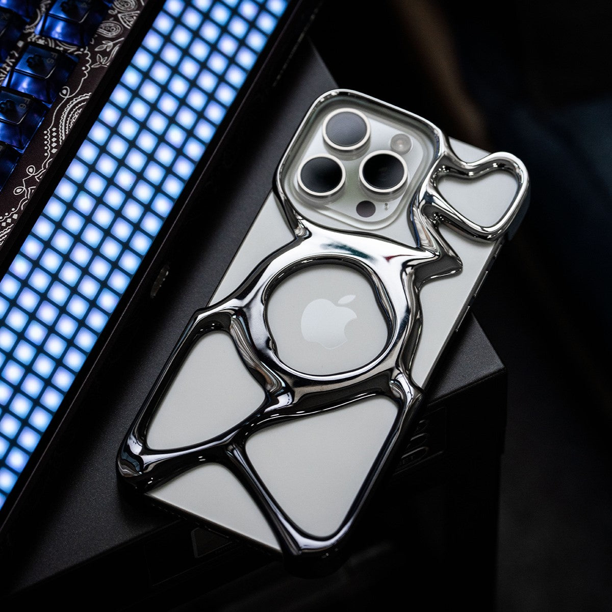 Emptiness iPhone 15 Pro/Pro Max Case with MagSafe