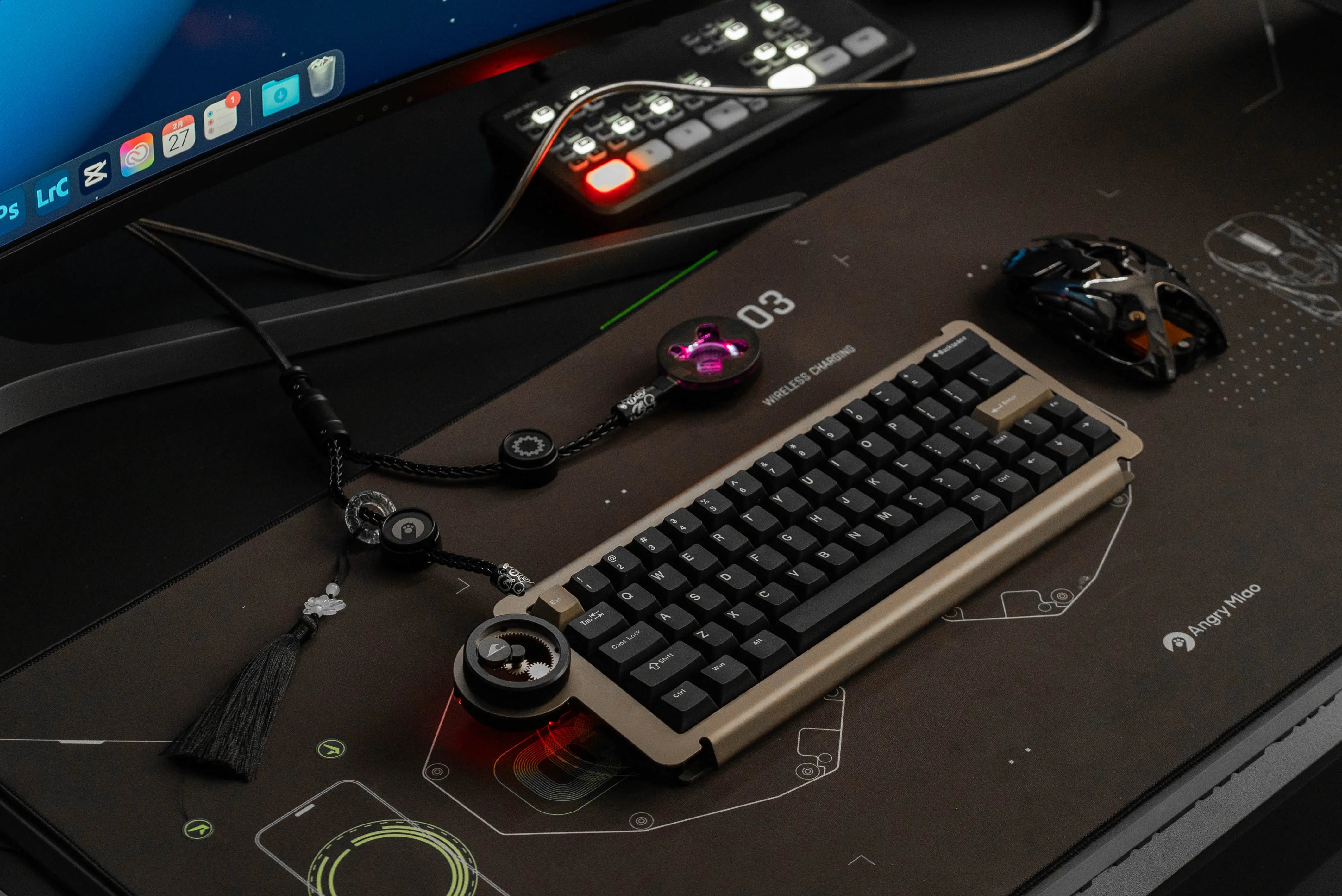 AM x WINSHOP Split Dual 8K Braided Metal + OCC Gaming Cable - Angry Miao