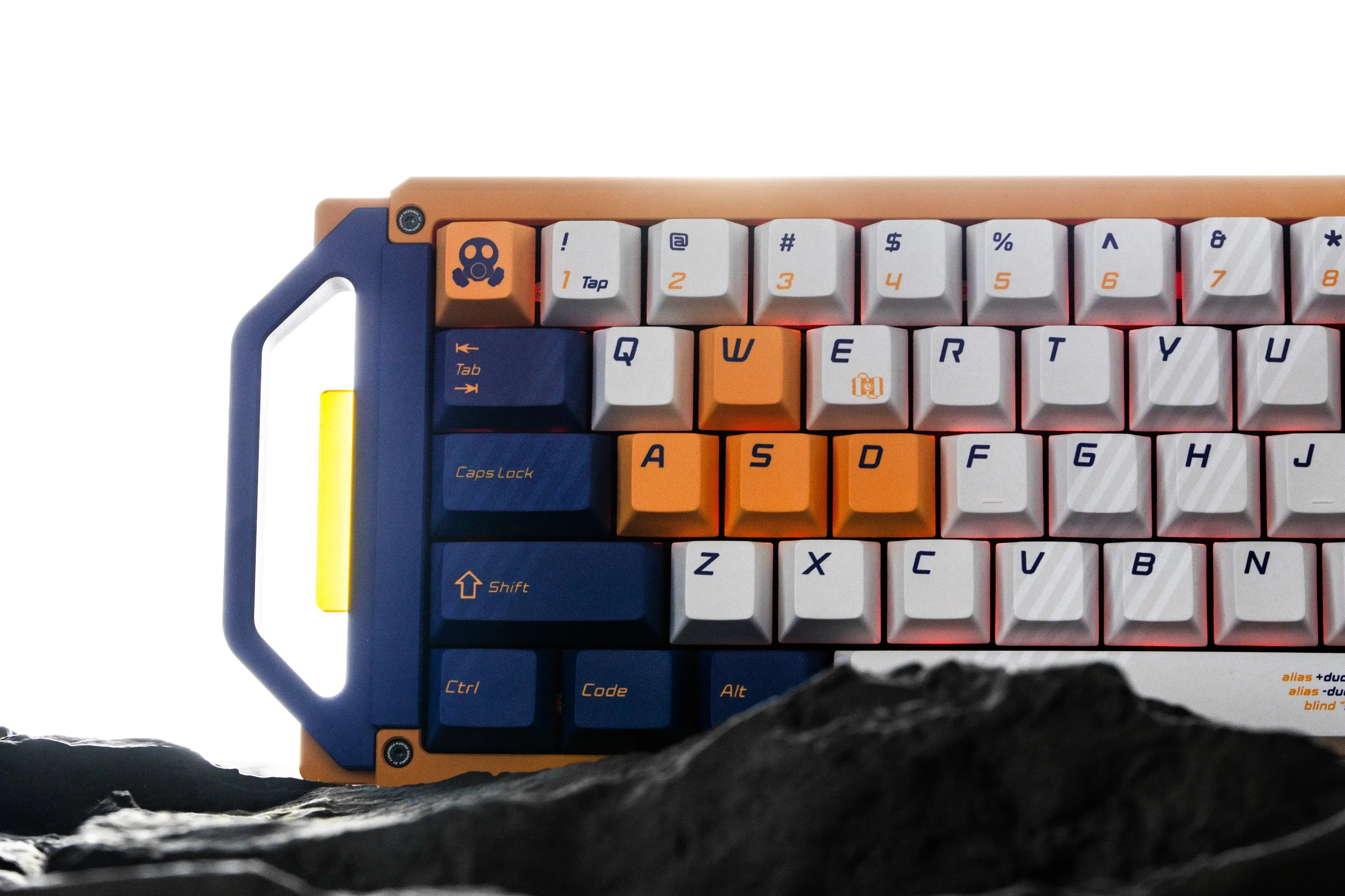 Dry Studio Mecha 65