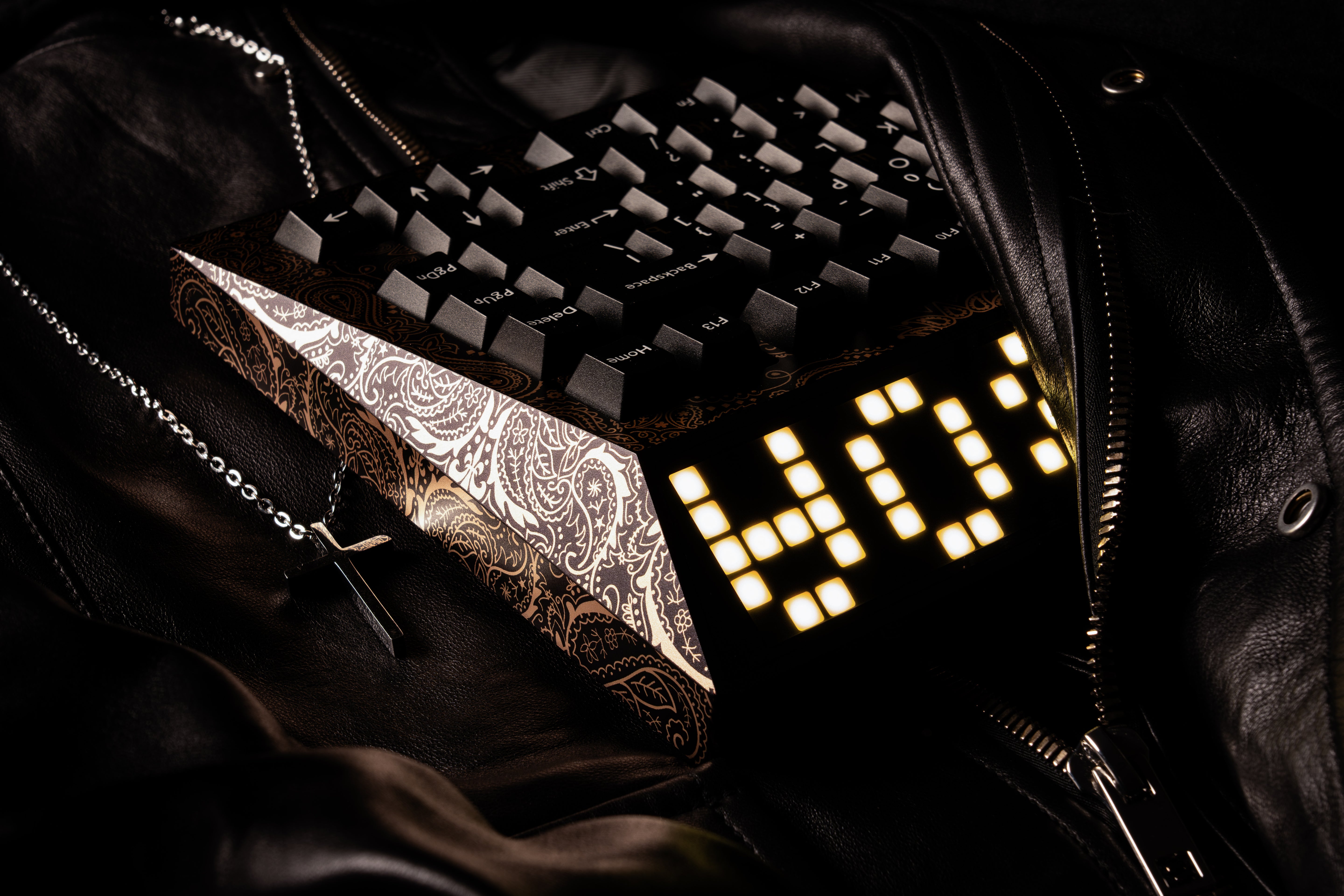 CYBERBOARD Novel Project - Gold Paisley Limited Edition